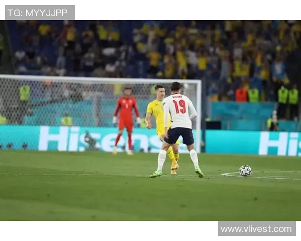 花式足球克里斯挑战抽取球星卡揭秘精彩过程与技巧分析